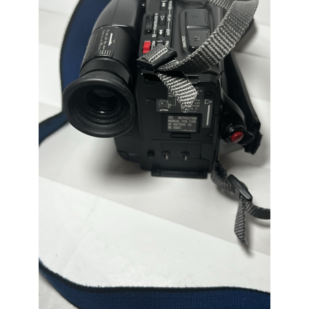 Sony Handycam CCD-TR71 Video 8 Camcorder Camera w Bag FOR PARTS OR REPAIR ONLY - Picture 7 of 14
